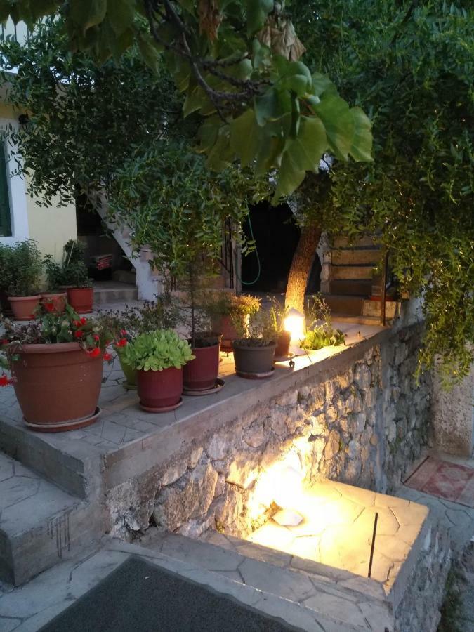 Christos House Βίλα Καρυά Εξωτερικό φωτογραφία