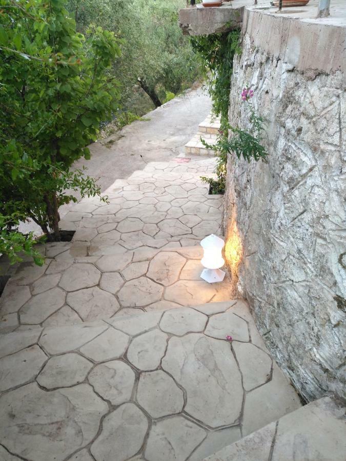 Christos House Βίλα Καρυά Εξωτερικό φωτογραφία