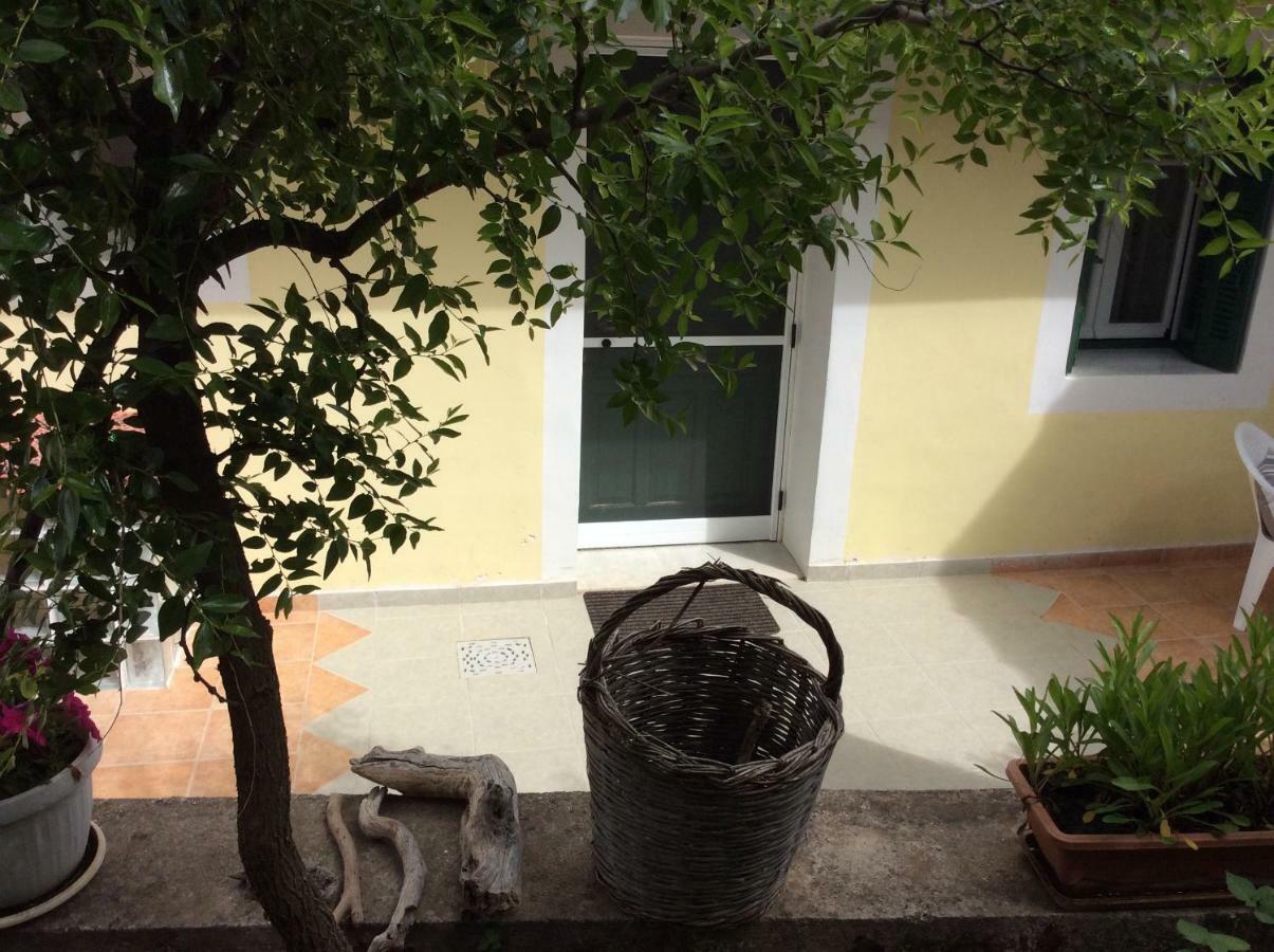 Christos House Βίλα Καρυά Εξωτερικό φωτογραφία